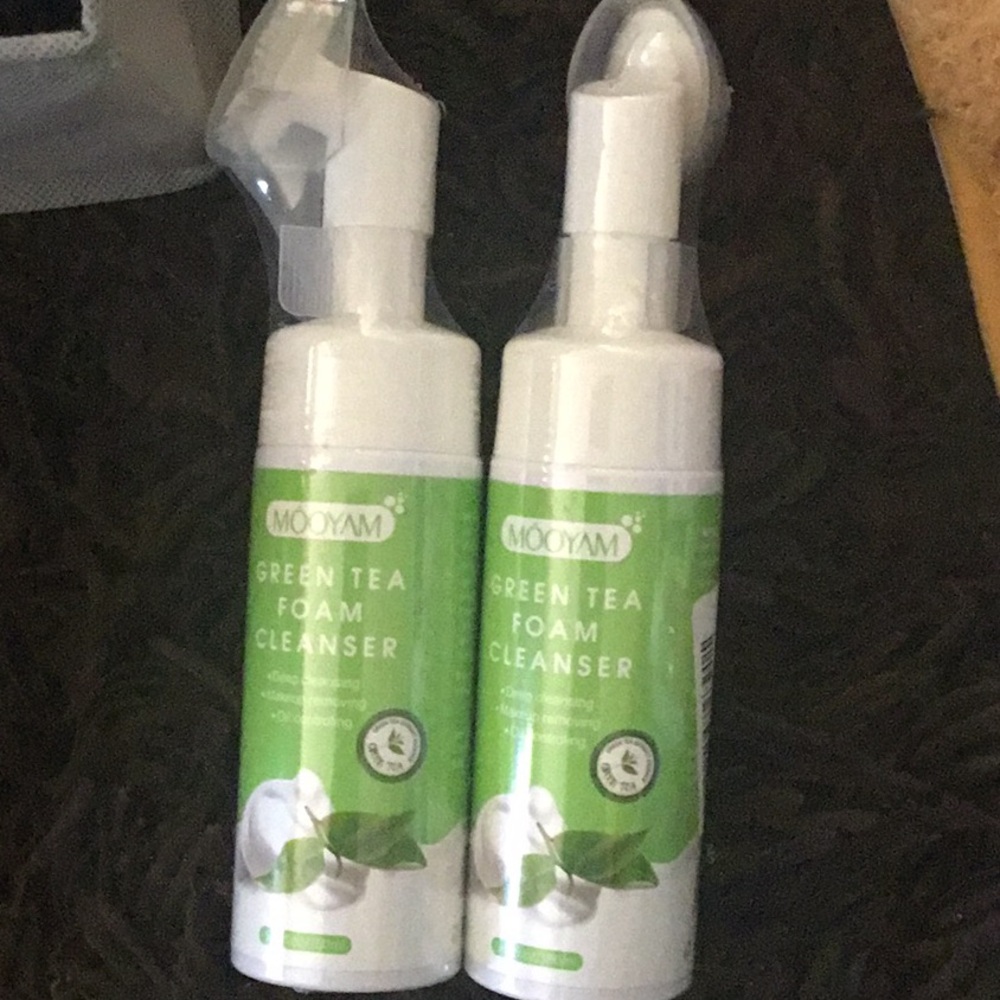 2x Green Tea Foam exfoliating Cleanser - White & Green ~ deep clean,  makeup